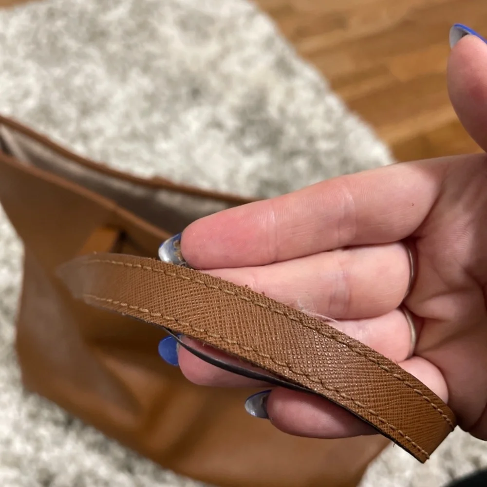 Michael Kors Tote - Picture 5 of 6